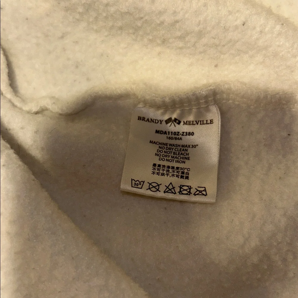 Brandy Melville Zip up hoodie - Picture 4 of 5